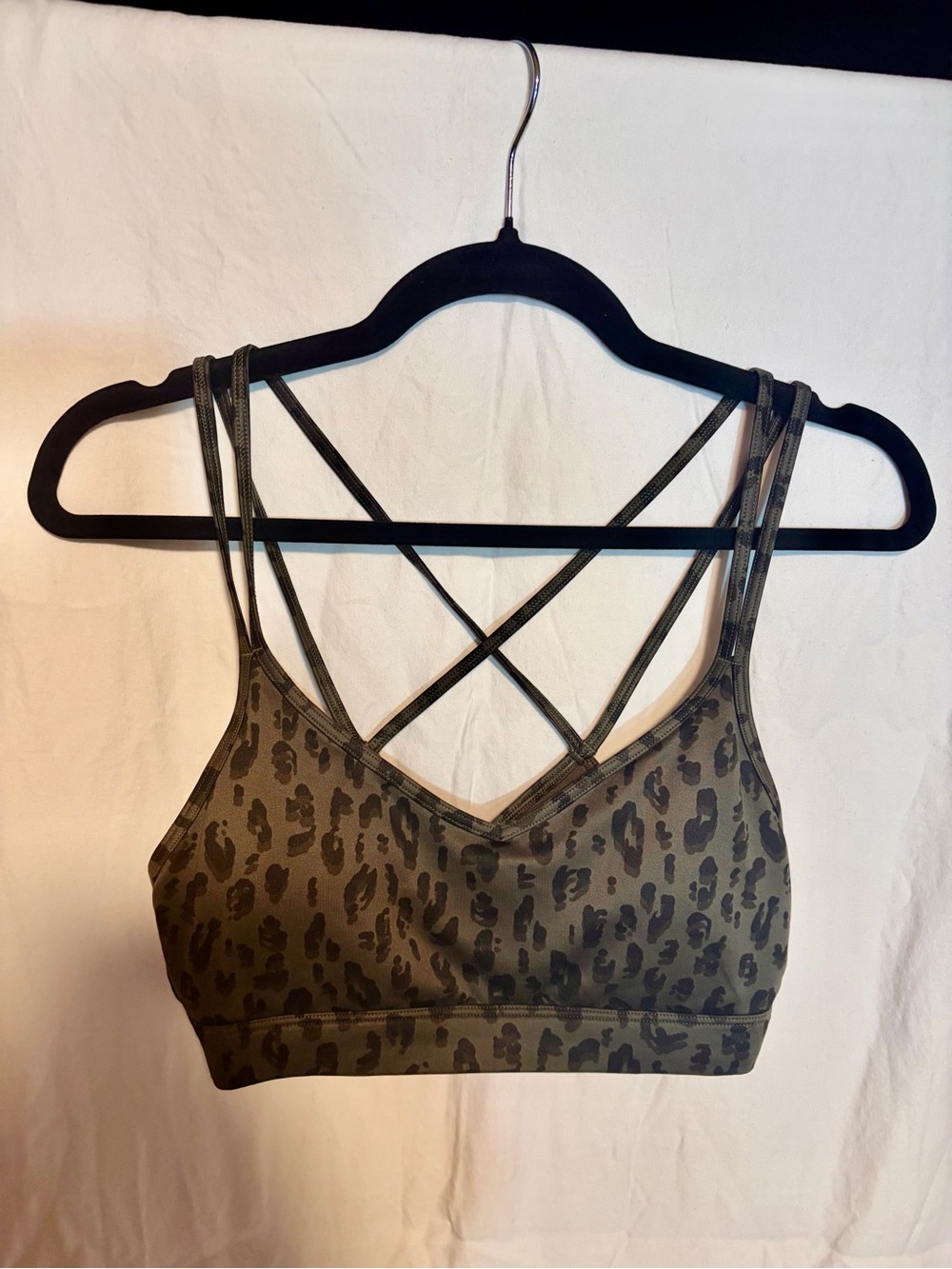 Old Navy Olive Leopard Strappy Sports Bralette